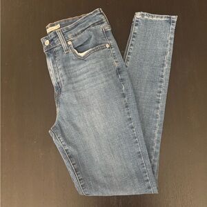 Levi's Women's Skinny Jeans in Blue